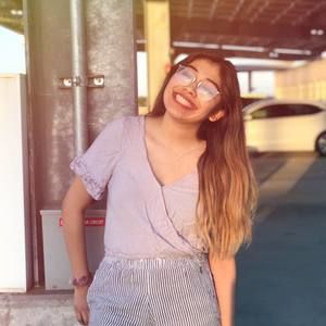 Meet your Posher, Jocelyn